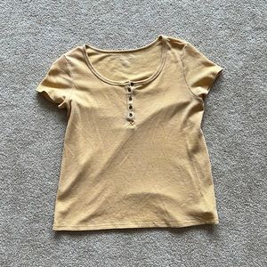American Eagle Basic yellow T. Small